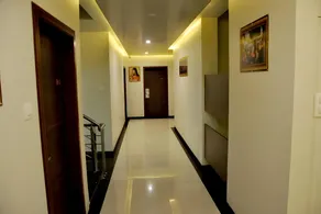 Indrani Hotel - Image 2