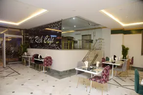 The Rich Hotel & Apartments - Image 4
