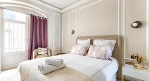 Luxury and Design Studio Invalides - Image 2