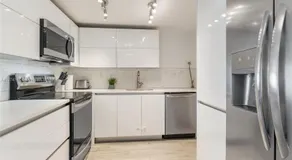 Skyline Paradise in Sunny Isles Beach - Image 5
