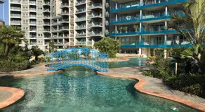 Swimming pools Apartment in Ocean Village - 2 bed 2 bath Rock view - Image 2