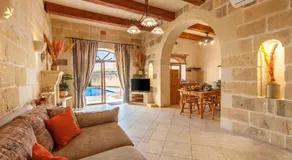 Centre Island Gozitan Farmhouse & Pool - Happy Rentals - Image 2