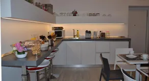 In Centro Glam - Image 4