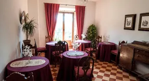 Hostal Puerta Medina - Image 2