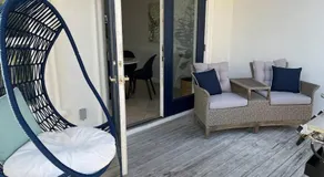Be A Nomad - Oceanview Townhouse 100 Yrds to Jacksonville Beach - Sleeps 4 - Image 4