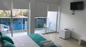 Mayva AprtaHotel - Image 2