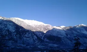 Soham's Chateau De Naggar - Manali - Image 3