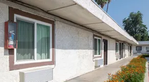 Starlite Motel - Image 4