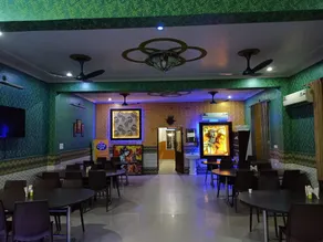 Maan Hotel and Restaurant - Image 2