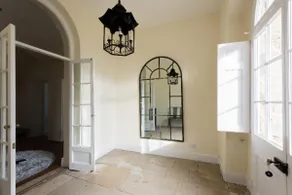 The Modern Duke’s Retreat - Stunning 6BDR Manor House - Image 3