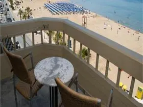 Theo Beach Hotel Apartments - Image 5