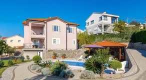 Beautiful Apartment In Kostrena - Image 3