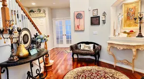 The Elegant & Cozy Retreat - Image 3