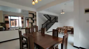 Highway Twin Home East wing - Image 5