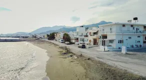 Nirou Studio by the beach - Image 5