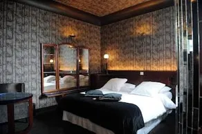 Le Berger Latroupe Hotel - Image 1