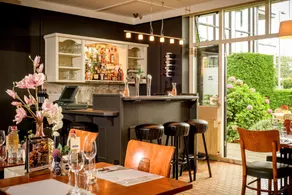 Hotel And Restaurant Rotterdam Oost - Image 2