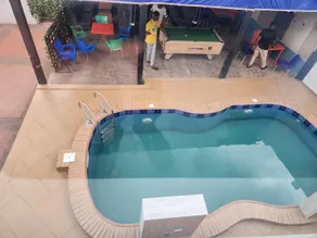 The Bubbles Hotel - Image 4