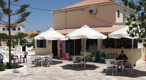 Lianos Hotel Apartments - Image 4
