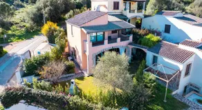 Villa Victoria 1.5 Km From The Beach - Happy Rentals - Image 2