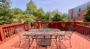 Easy PATH&Bus access- NYC| designer home + Deck. - Image 5