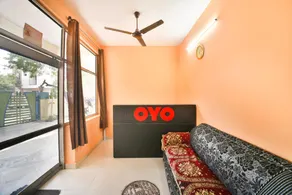OYO 66847 Hotel Utsav By Arn Group - Image 2