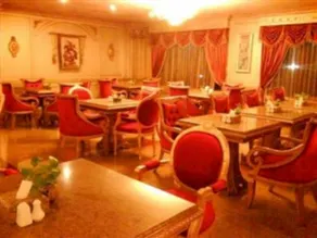 Hotel Utami - Image 4