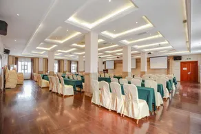 Jiulong Xinya Hotel - Image 4