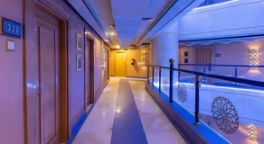 Montana Al Azizia Hotel - Image 4