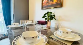 Entire Home Near Gatwick with Free Parking - Image 5