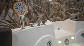 Voll ausgestattete gemütliche Ferienwohnung mit Whirlpool | Bergblick - Image 4