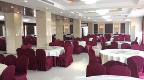 Yijing Hotel - Image 4