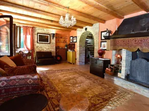 Elegant Villa in Montecosaro Italy with Jacuzzi - Image 2