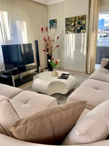 HOLIDAYHOMES - Image 3