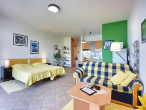 Airconditioned studio apartment with seaview - Image 2