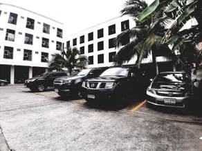 Sri Suk Hotel (Mangmee Sri Suk Mansion) - Image 4