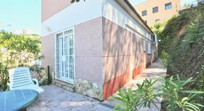 Villa mit Pool, 500m vom Strand entfernt, Klimaanlage, Heizung, Internet - Image 4
