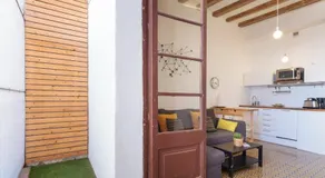 Borrell · Near ramblas - Image 3