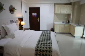 Foshan Zhanyou Home Apartment - Image 4
