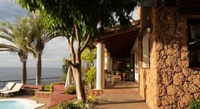 Villa Serena del Mar, Lujo con vistas al mar y Piscina Climatizada - Image 3