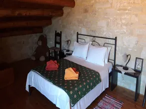 Belle grande maison grecque traditionnelle, belle région près de Panormo, NO - Image 3