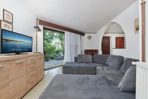 Apartment 1019 - Image 2