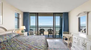 Bay Watch Resort | Oceanfront | King Suite | Budget Friendly - Image 2