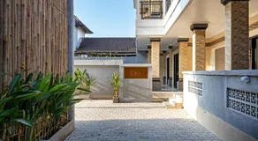 The Tis Guesthouse and Hostel - Image 4