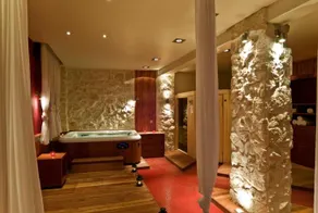 Hagiati Anastasiou Hotel & Spa - Image 2