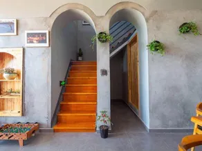 37 Degree Grey Homestay in Wenzhou - Image 3