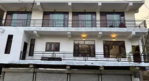 Giri River Side View Stay & Café - Image 5