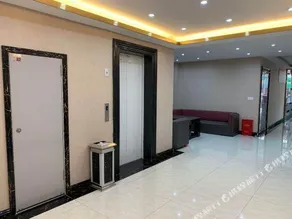 Cat Camp Hotel - Image 4
