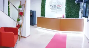 Hotel M5 Valencia Aeropuerto - Image 2