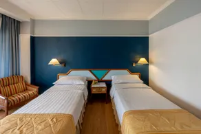 Marcopolo Hotel - Image 2